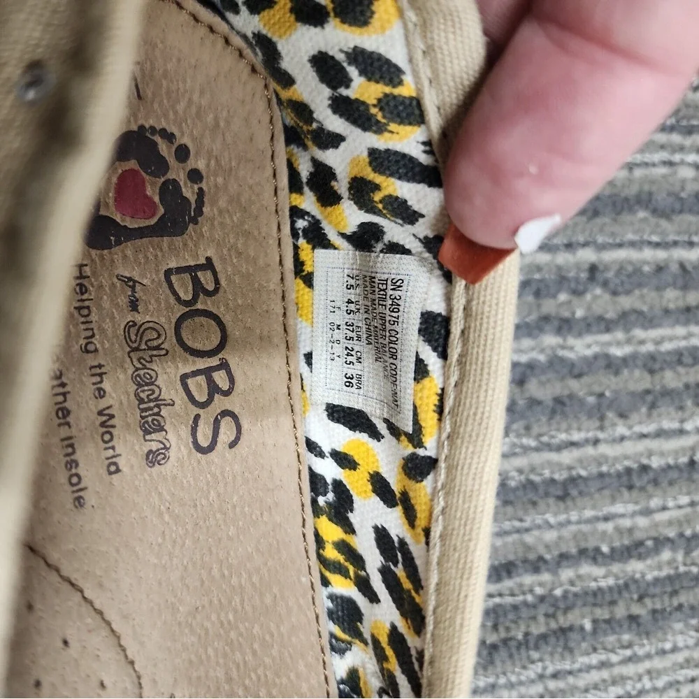 Skechers Bobs World Unity Slip On Brown with Sparkle Design 39596 Size‎ 7